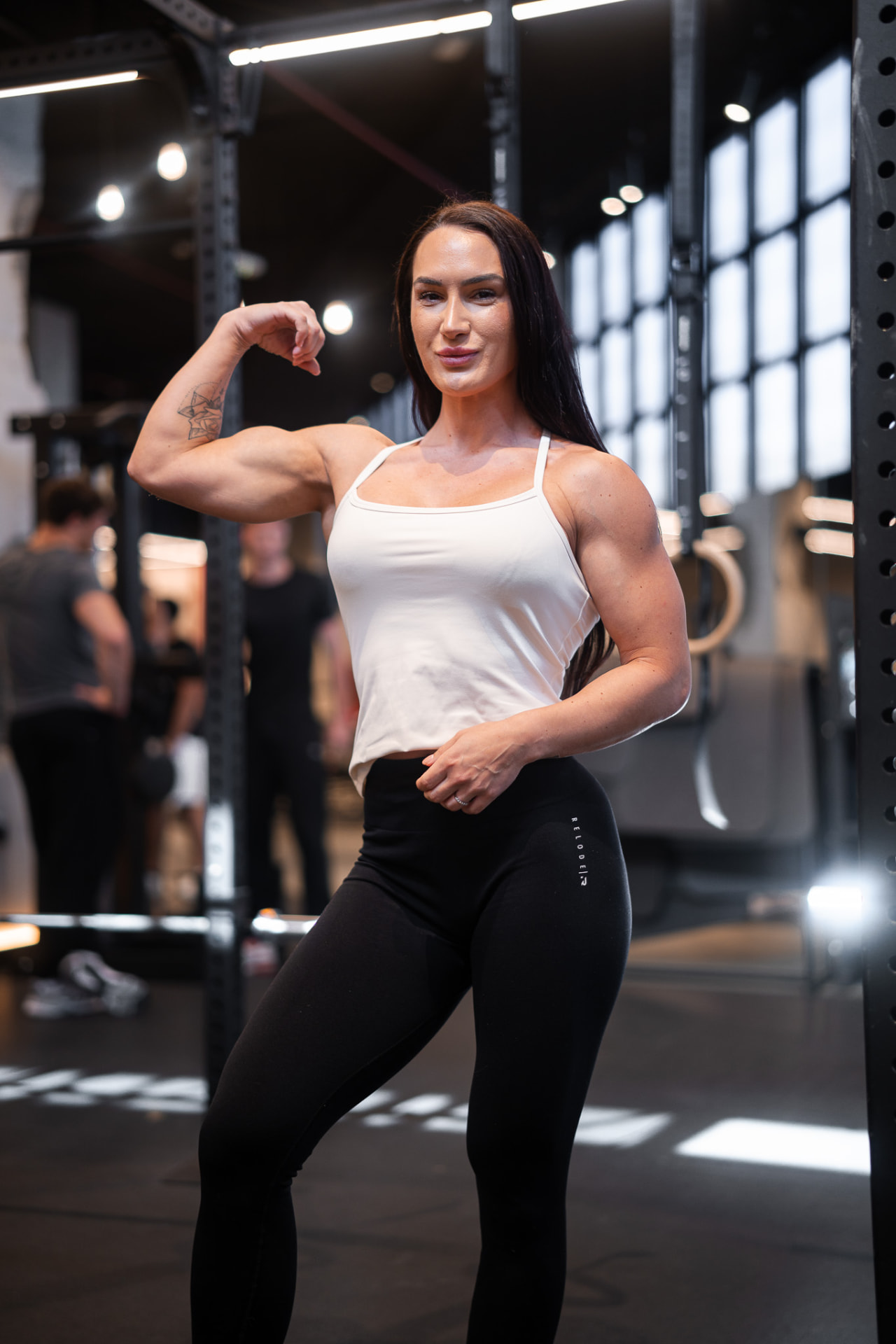 Clarice Pereira tränar i gymmet